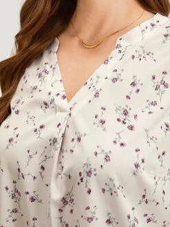 Ditsy Floral Pleated Notched Arc Hem Tank Top -Bloomchic Shop 858244338 jd