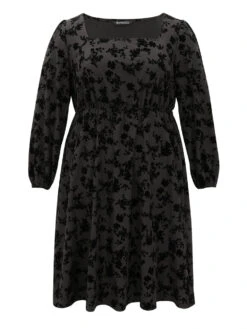 Silhouette Floral Print Flocking Square Neck Gathered Dress -Bloomchic Shop 85902893 pz