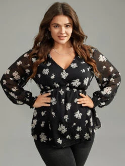 Silhouette Floral Print Gathered Shirred Blouse -Bloomchic Shop 859467815 fo