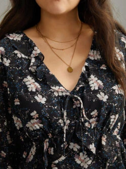 Ditsy Floral Ties Ruffles Elastic Waist Blouse -Bloomchic Shop 861266015 sk