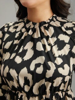 Geometric Mock Neck Elastic Waist Pleated Dress -Bloomchic Shop 870675708 bt 36791fec 7793 456c 9bf7 6fd6f31e9295