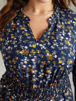 Ditsy Floral Notched Shirred Pocket Elastic Waist Dress -Bloomchic Shop 886505081 hr 8a4dad12 fef9 4bb8 b4ad f911ff6f1303