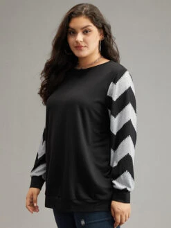 Geometric Patchwork Round Neck Sweatshirt -Bloomchic Shop 894817406 ly