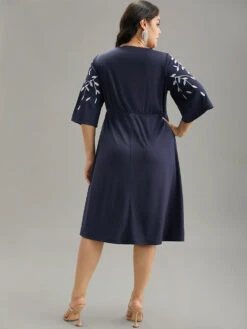 Silhouette Floral Print Embroidered Elastic Waist Dress -Bloomchic Shop 902680999 ih