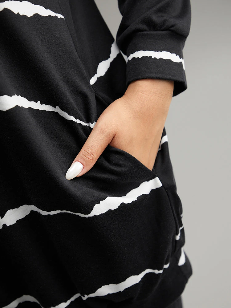 Striped Pocket Hooded Drawstring Sweatshirt 10 Striped Pocket Hooded Drawstring Sweatshirt - Image 8