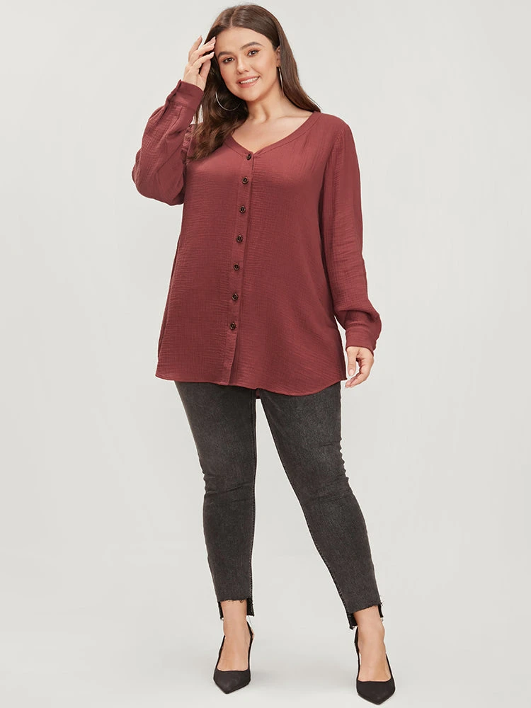Solid V Neck Button Up Asymmetrical Hem Blouse 5 Solid V Neck Button Up Asymmetrical Hem Blouse - Image 3