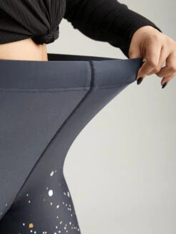 Christmas Ombre Snowflake Elastic Waist Skinny Leggings 12 Christmas Ombre Snowflake Elastic Waist Skinny Leggings -Bloomchic Shop 92880327 cb