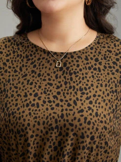 Leopard Print Pocket Split Side Keyhole Dress 13 Leopard Print Pocket Split Side Keyhole Dress -Bloomchic Shop 953877631 ya c7cb8954 318f 46d9 b793 11a97def1123