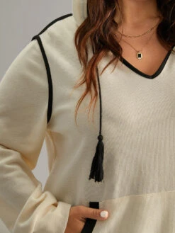 Contrast Hooded Tassel Trim Knit Sweatshirt -Bloomchic Shop 960191505 ic