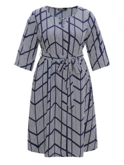 Polka Dot Geometric Keyhole Belted Dress -Bloomchic Shop 997877143 ml